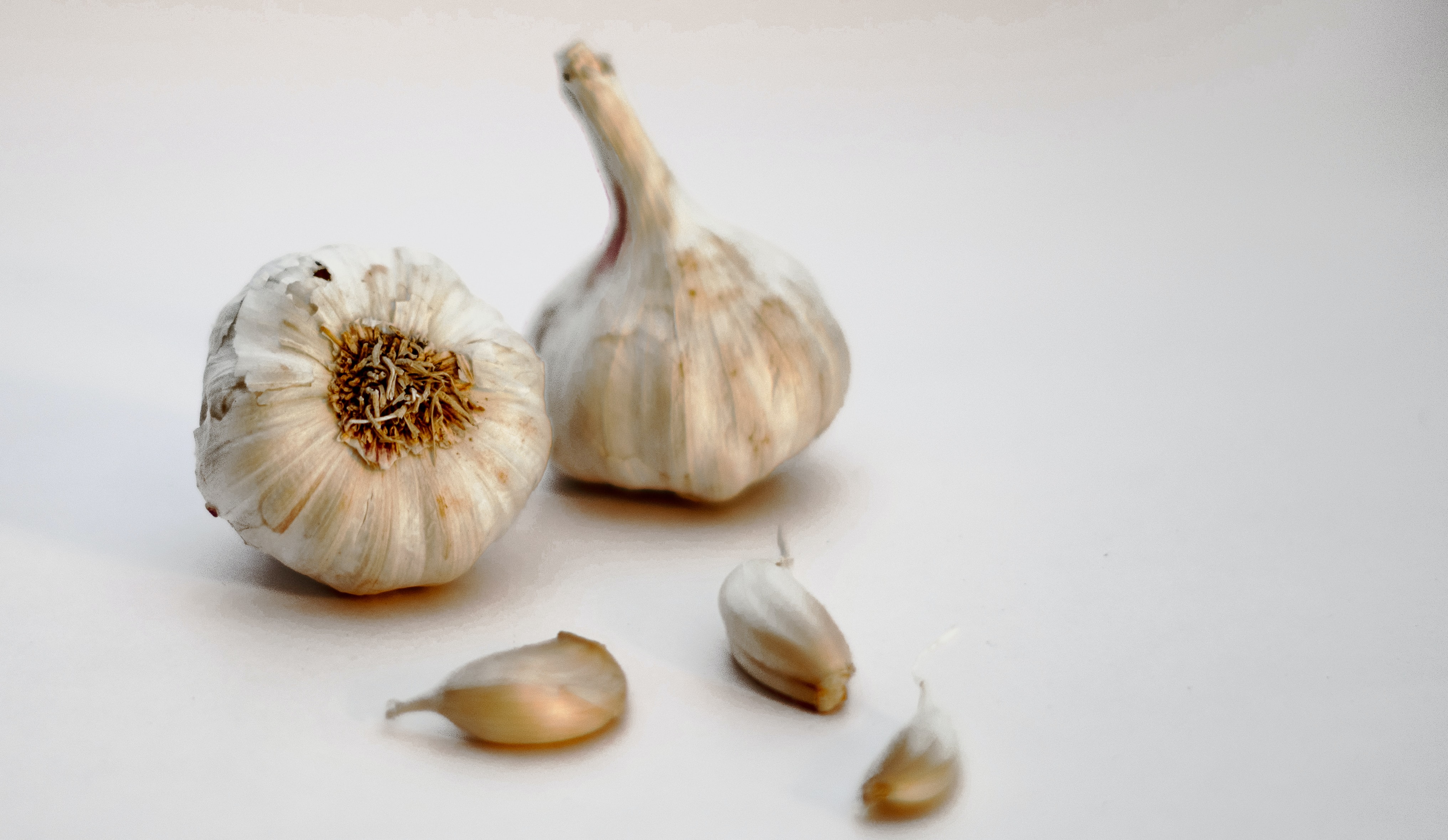 Weekly Tip - Benefits of Raw Garlic in the diet